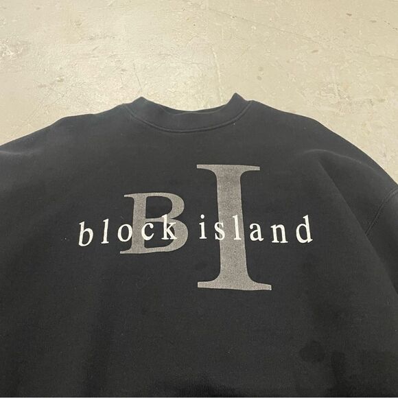 Block Island Black Pullover Crewneck Sweatshirt Fits Size Large/XL - Picture 4 of 4